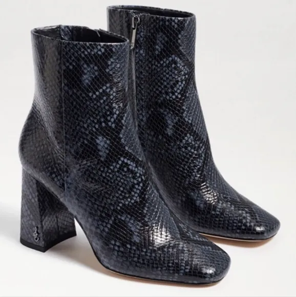 🆕️ Sam Edelman Codie Bootie in Navy/Black Snake Print - Like New