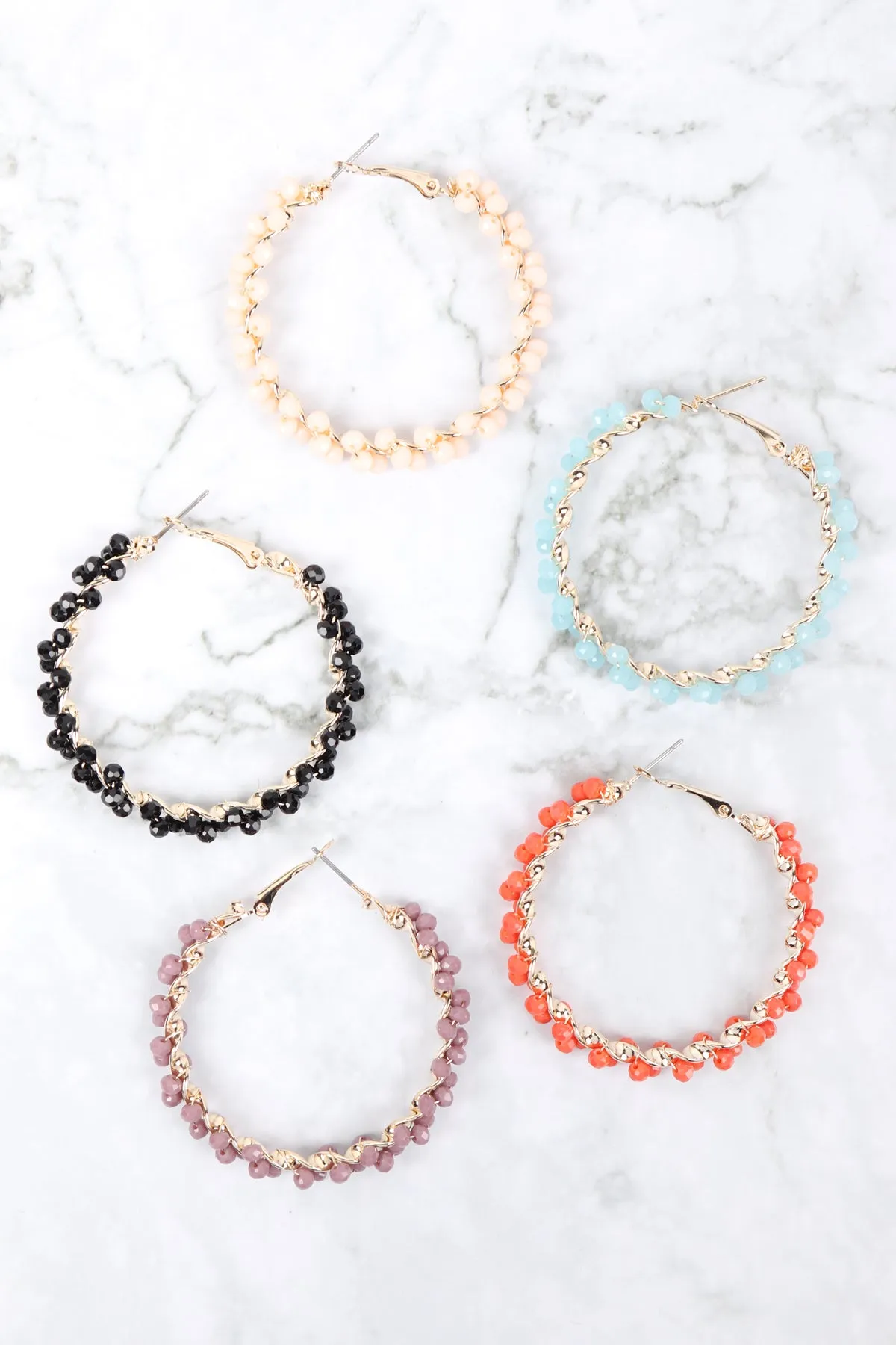 26924 - WIRED GLASS BEADS WRAP HOOP EARRINGS