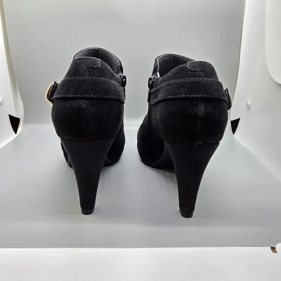 Clarks Brier‎ Milan Ankle Bootie-Black-Women's 7.5M