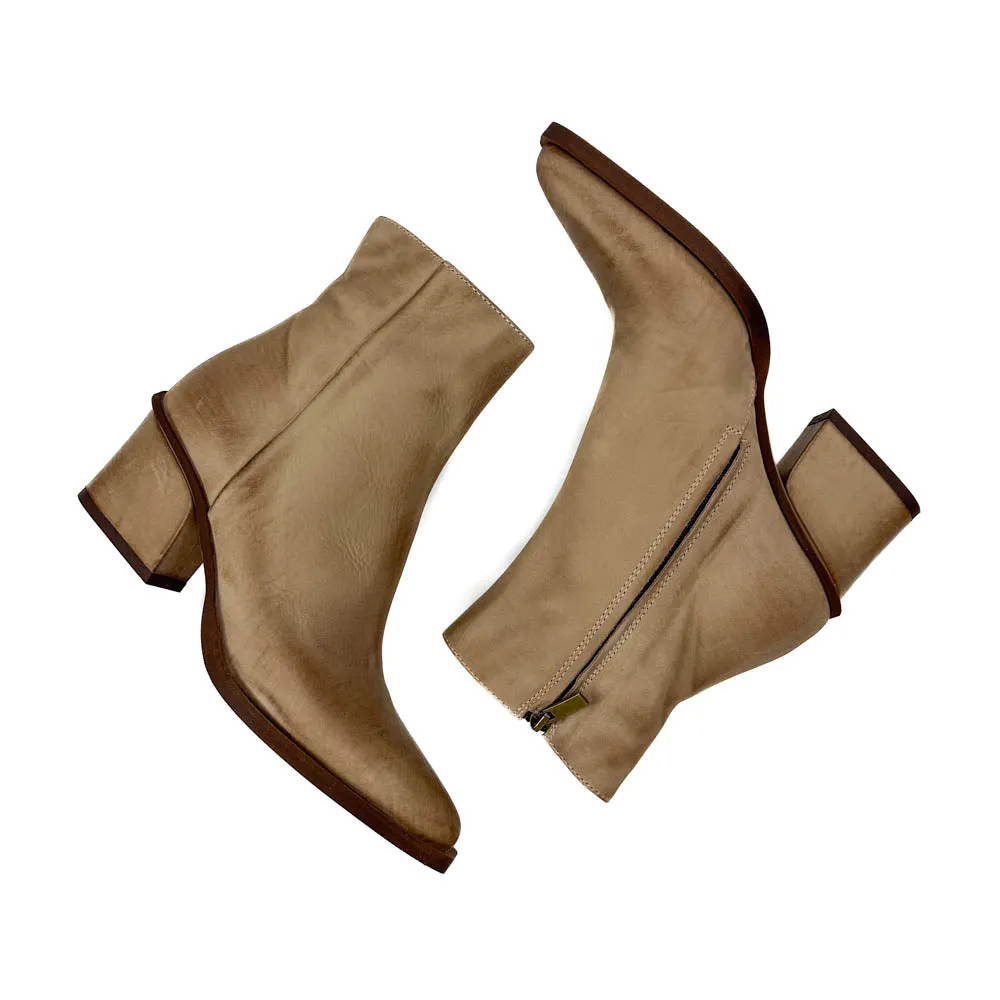 Cordani - Braydie (Taupe Nubuck)