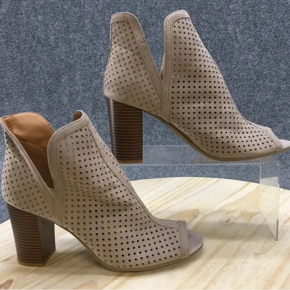 Cream Suede open toed shoe with Chunky Heel and Perforated Design