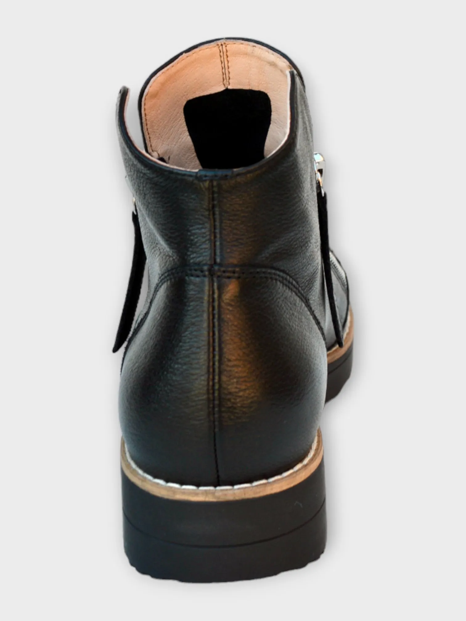 Django & Juliette OHMY Size 36 only