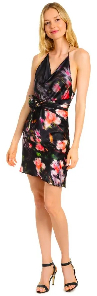 Falling Flower Short Wrap