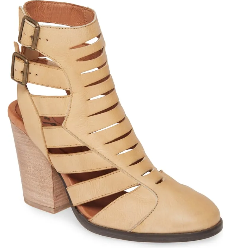 Hayes Heel
