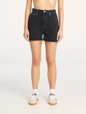 High Relaxed Short
