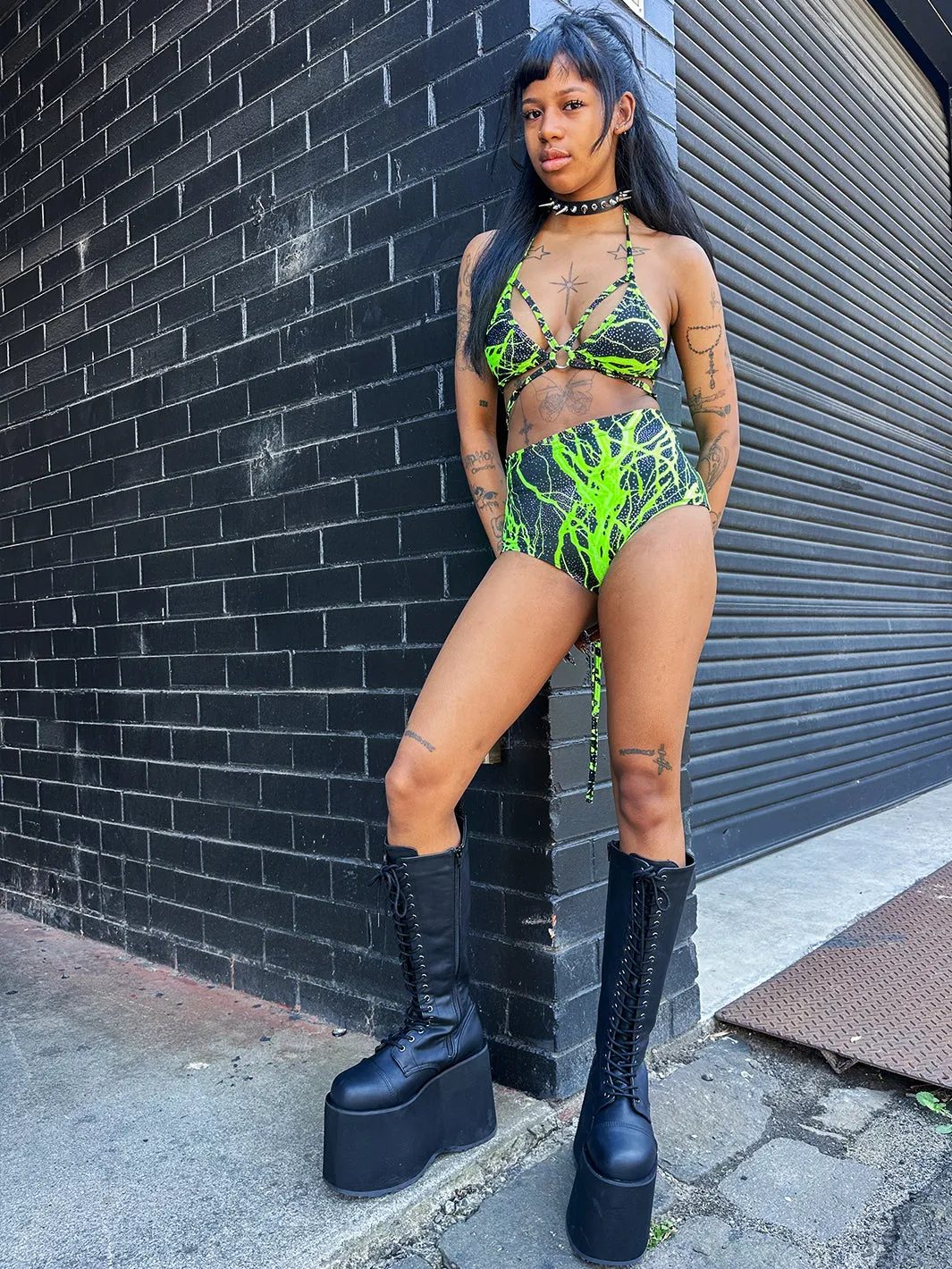 HOT SHORTS - GREEN VOLTAGE