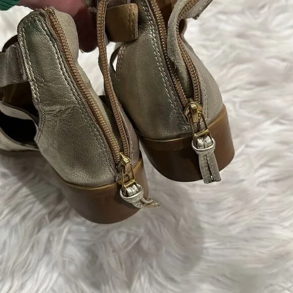 House of Harlow 1960 Metallic Delaney Huarache Cutout Bootie Sz 37