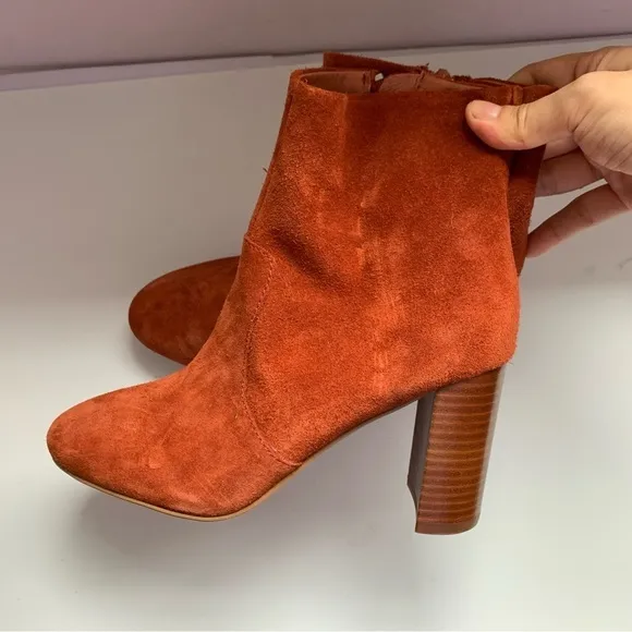 JEFFREY CAMPBELL PRIANA Bootie In Rust Suede Sz 6M