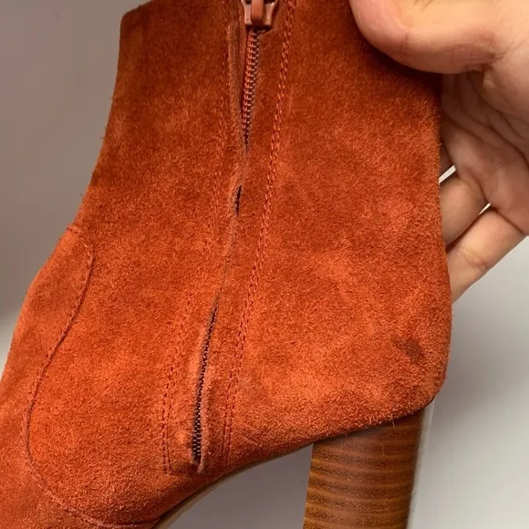 JEFFREY CAMPBELL PRIANA Bootie In Rust Suede Sz 6M