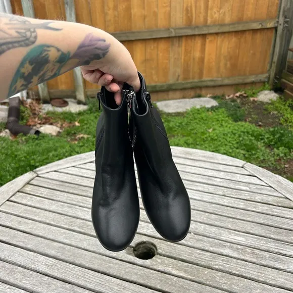 Jeffrey Campbell Prianka Ankle Bootie Size 5.5