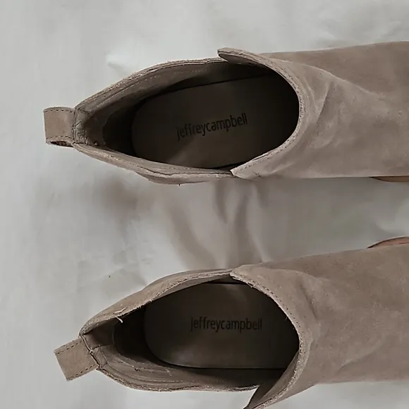 Jeffrey Campbell Rosee Bootie Suede Size 9.5 Gray Taupe