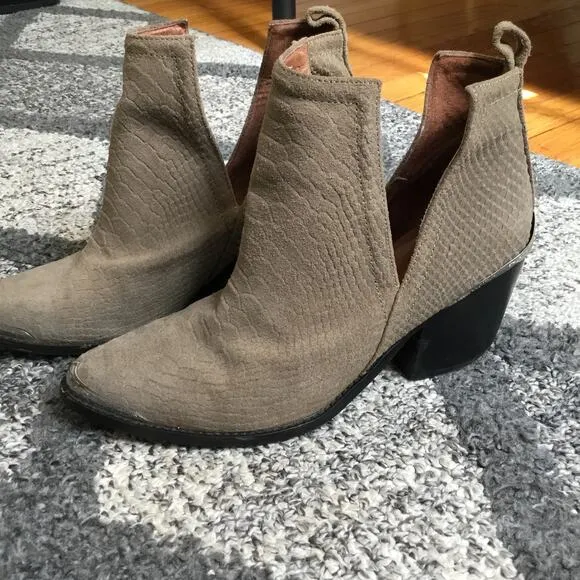 Jeffrey Campbell Womens Boots 9 Cromwell Leather Snake Western Bootie Heels Gray