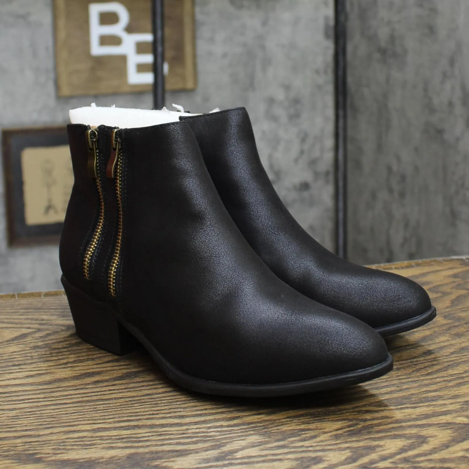 Journee Collection Womens Double Zipper Jayda Bootie JAYDA-BOOTIE Black 7.5M