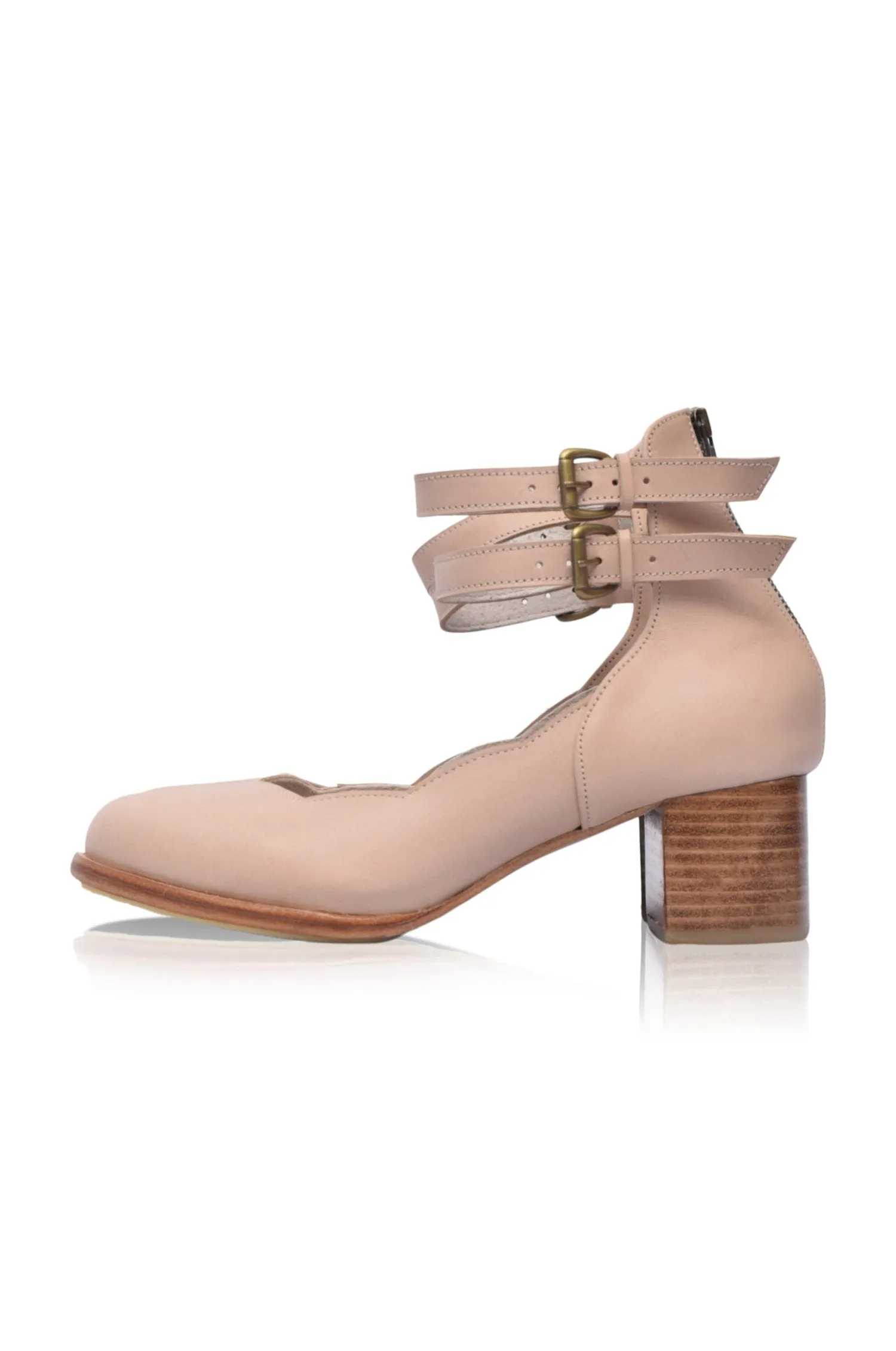 Lily Valley Leather Heels (Sz. 5)