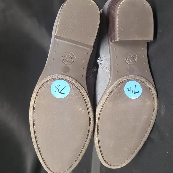 Lucky Brand NWT Bylsea Deep Slate Gray Side Zip Booties, 7.5