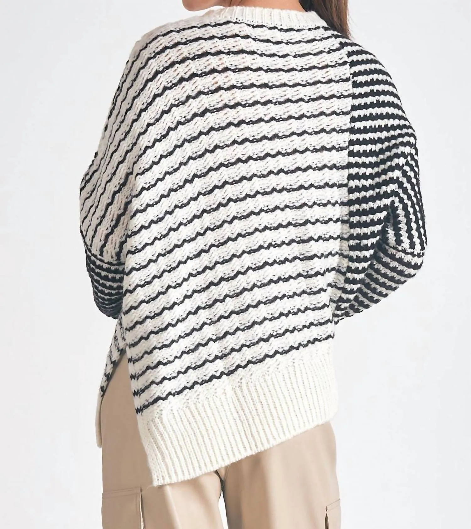 Mara Asymmetrical Sweater In Black/white
