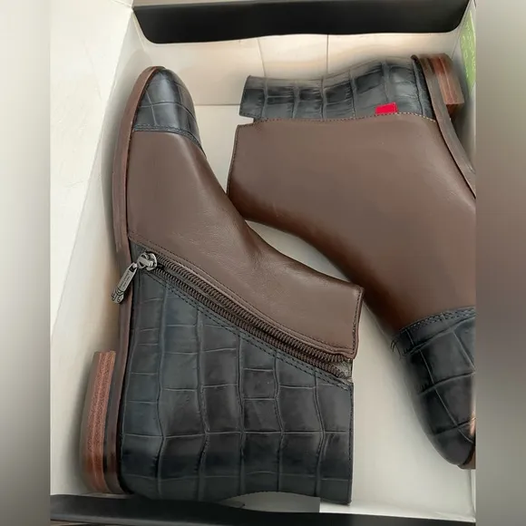 Marc Joseph New York Women's Leather Made in Brazil Ankle Zip Up Bootie Boot New