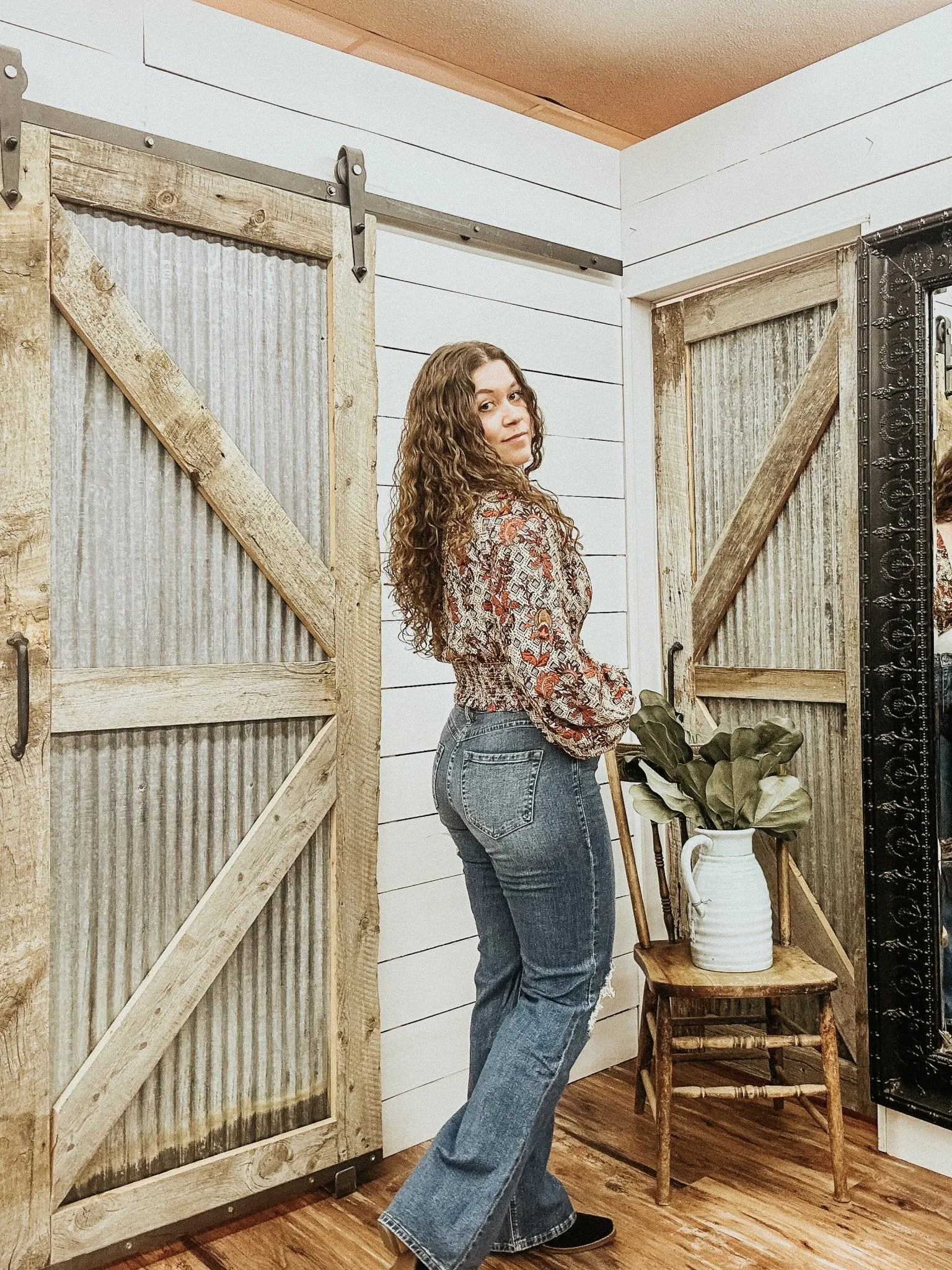Medium Vintage Distressed Relaxed Flare