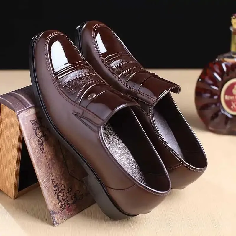 Men’s Comfortable Shiny Vegan Leather Loafers | Eco-Friendly Materials for All Seasons
