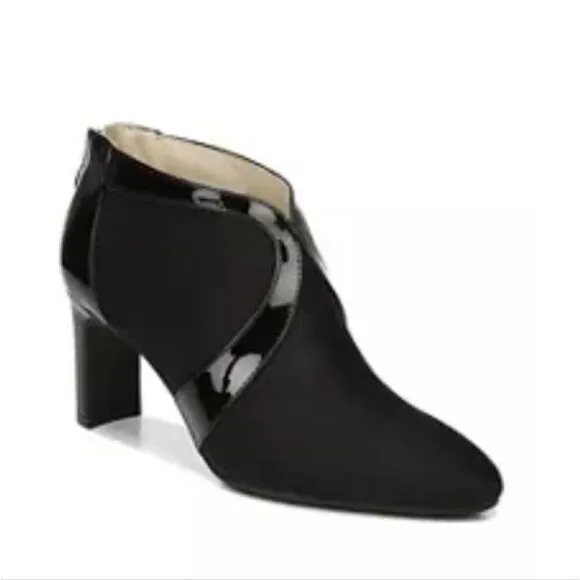 New Lifestride Women's Glamour Booties Black booties Slip-on Round toe Size 10