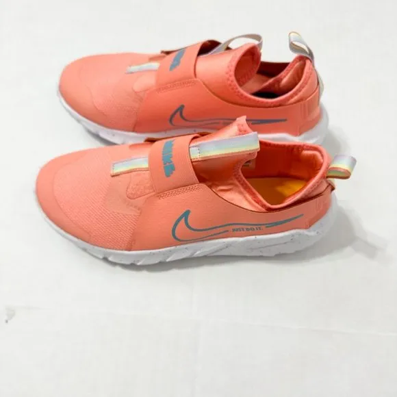 Nike NWB Sz 7Y Crimson Bliss/Worn Blue Flex Runner 2 SDWLK {GS}