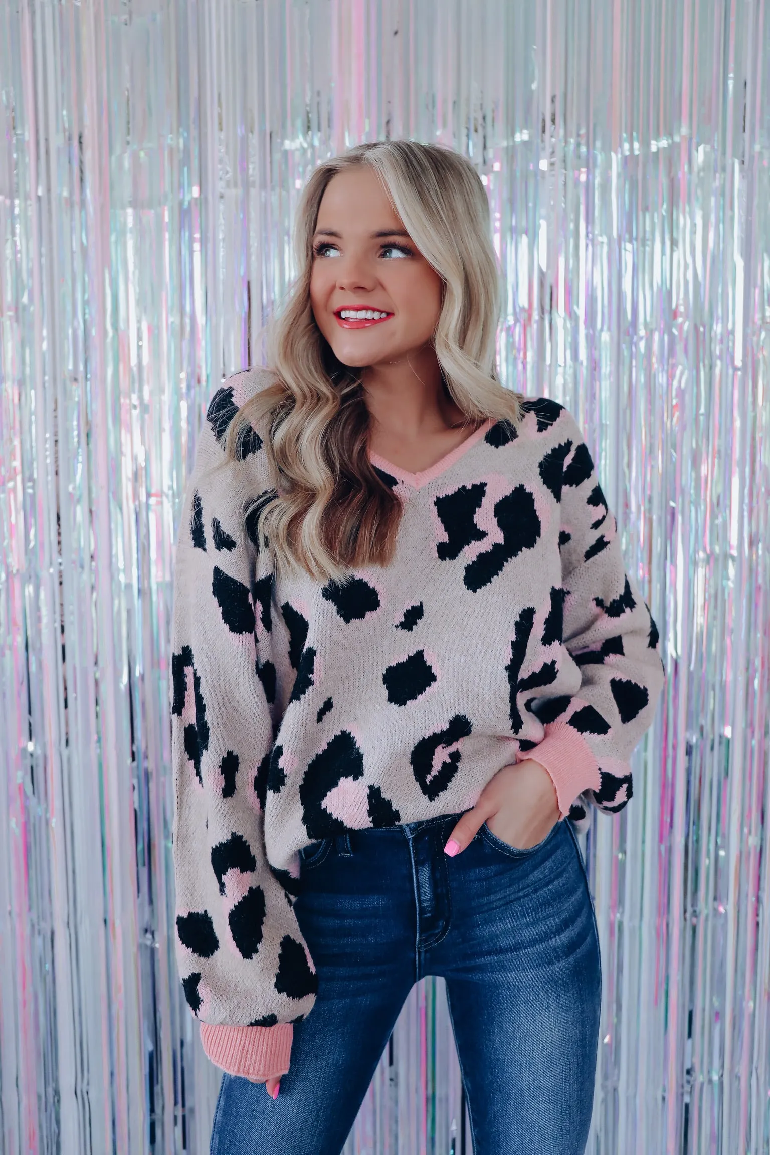 Nukini Leopard Print V-Neck Sweater - Sand/Pink