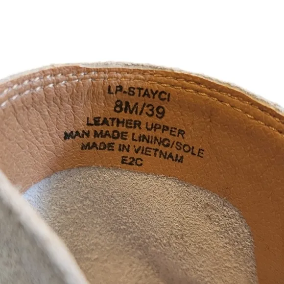 NWOT | Lucky Brand | Stayci Suede Ankle Bootie | Size 8