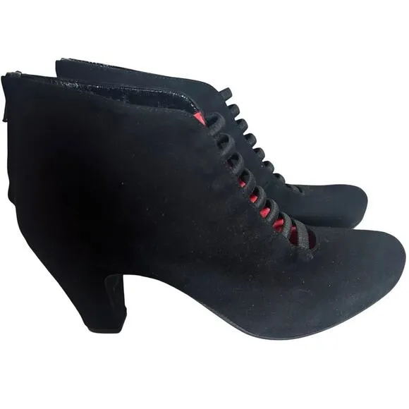 Pas de Rouge Bootie Black Suede Heels Made In Italy Sz 37 Whimsygoth Mob Wife LN