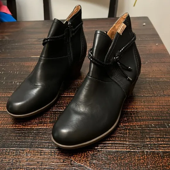 PIKOLINOS Low Bootie Black Women’s 6