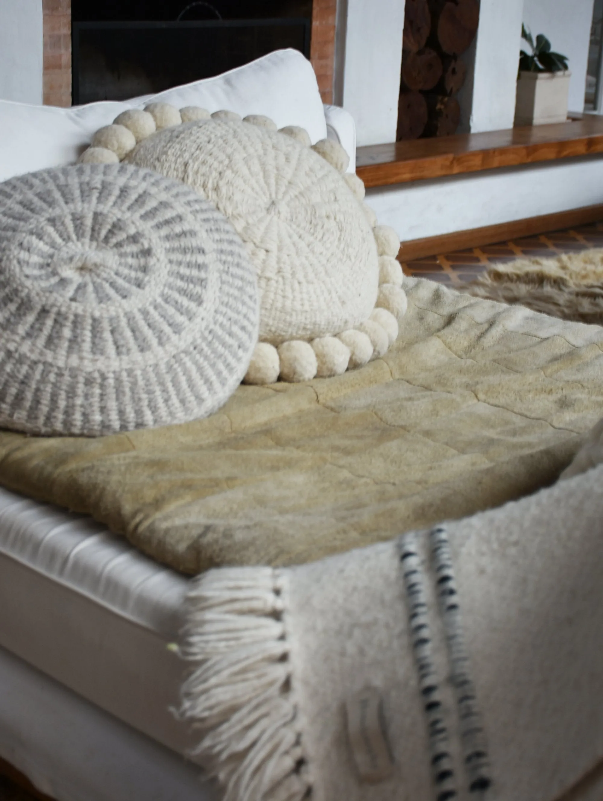 Prisma Grey Round Wool Pillow