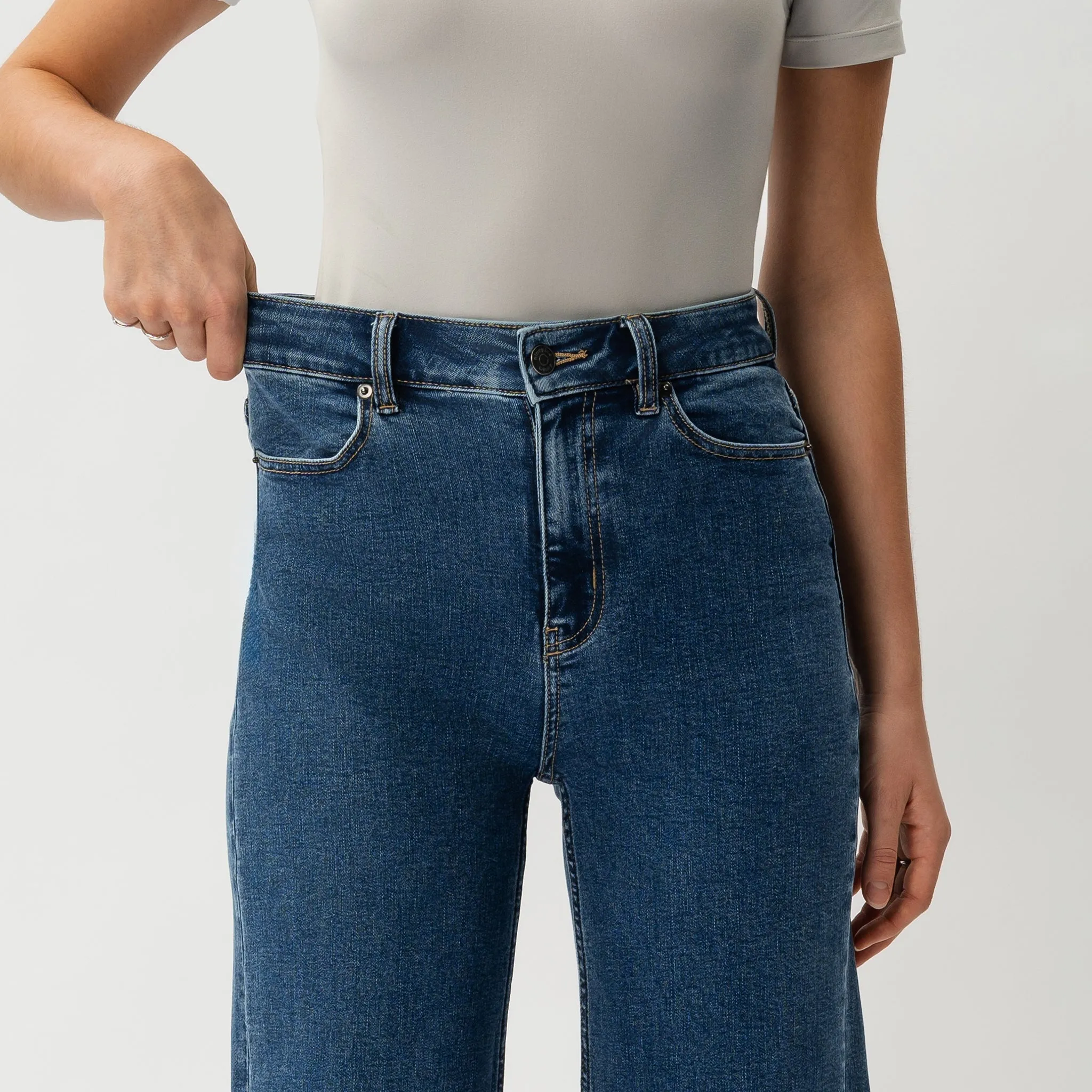 Relaxed ComfortDenim™ Jeans