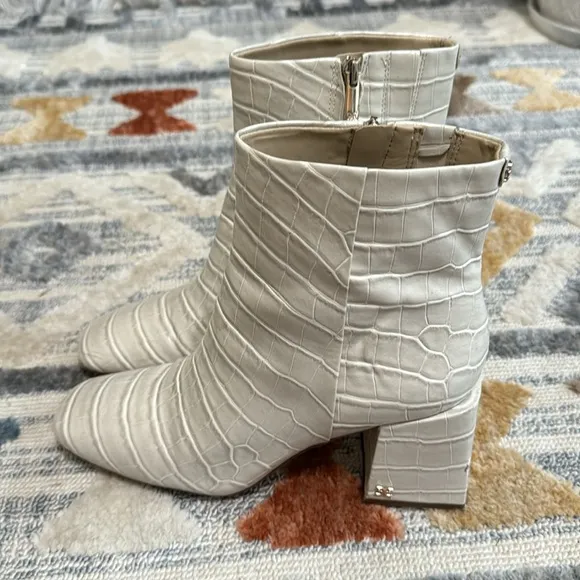 SAM EDELMAN Daruby Bootie