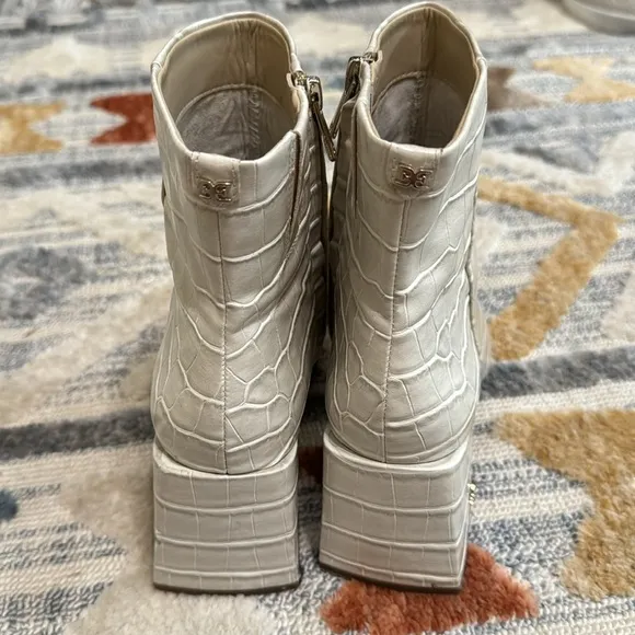 SAM EDELMAN Daruby Bootie