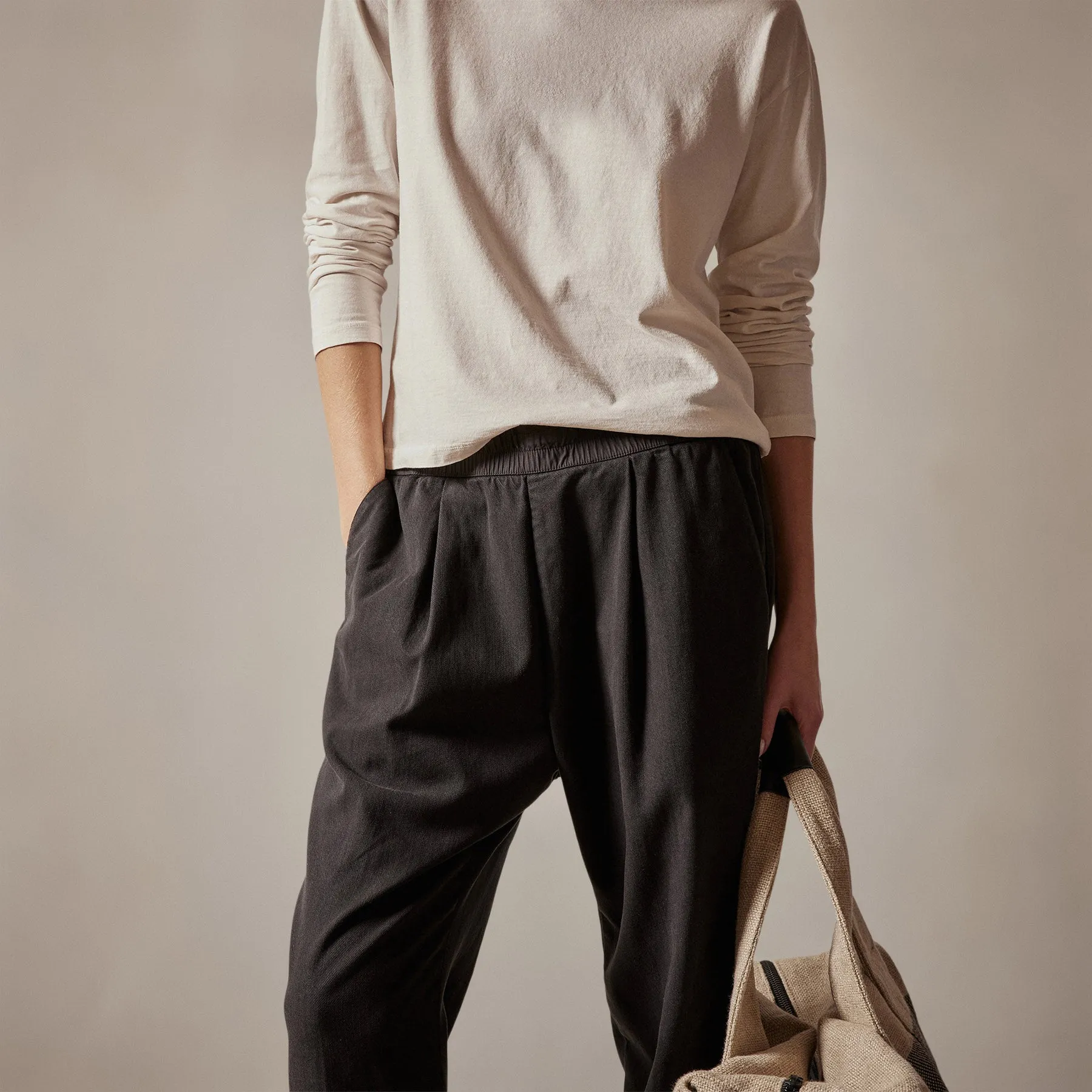 Single Pleat Relaxed Pant - Black