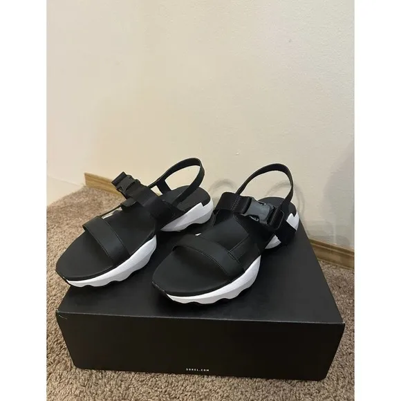 SOREL Kinetic Impact Sling sandals Size 9.5