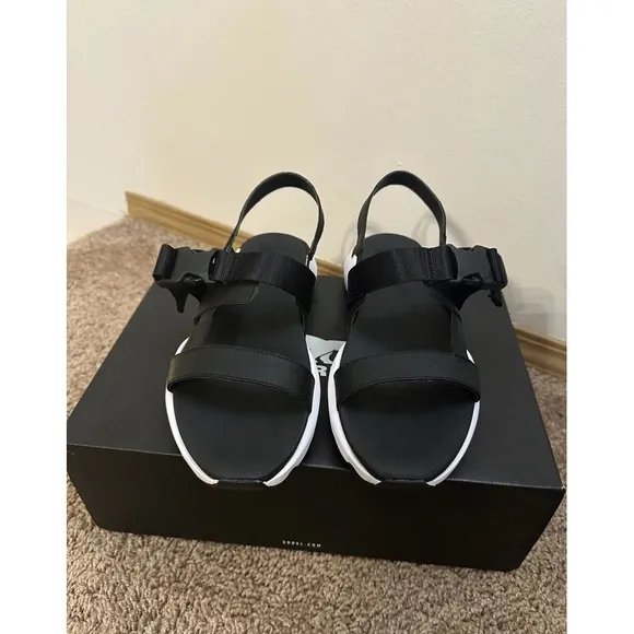 SOREL Kinetic Impact Sling sandals Size 9.5