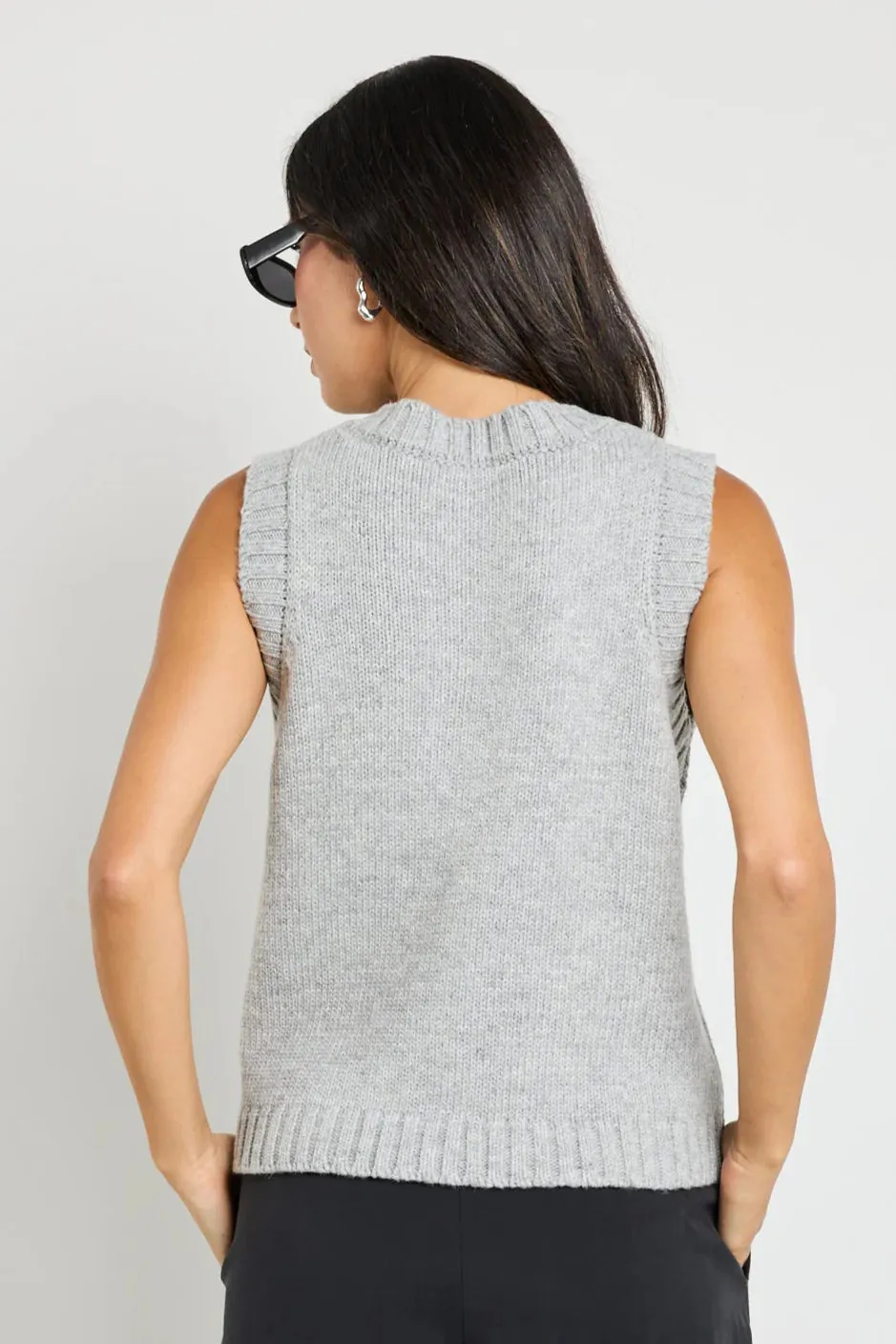 Stamp Crewneck Knit Vest