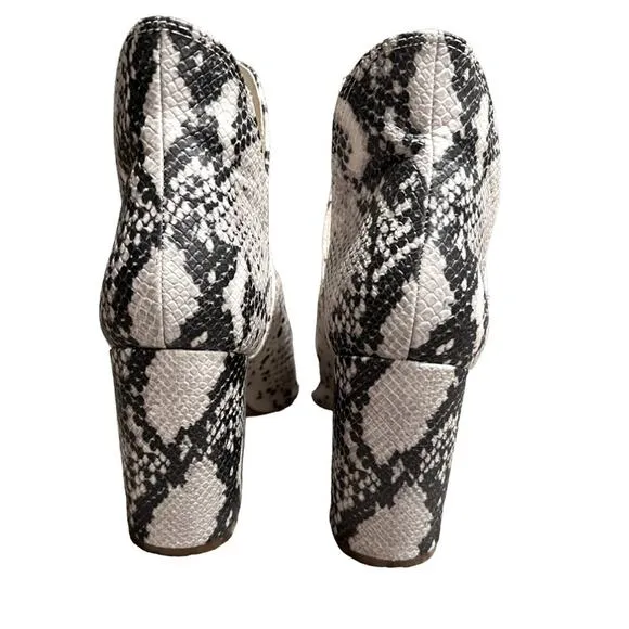 Steve Madden Rookie Natural Snakeskin Print Size 10