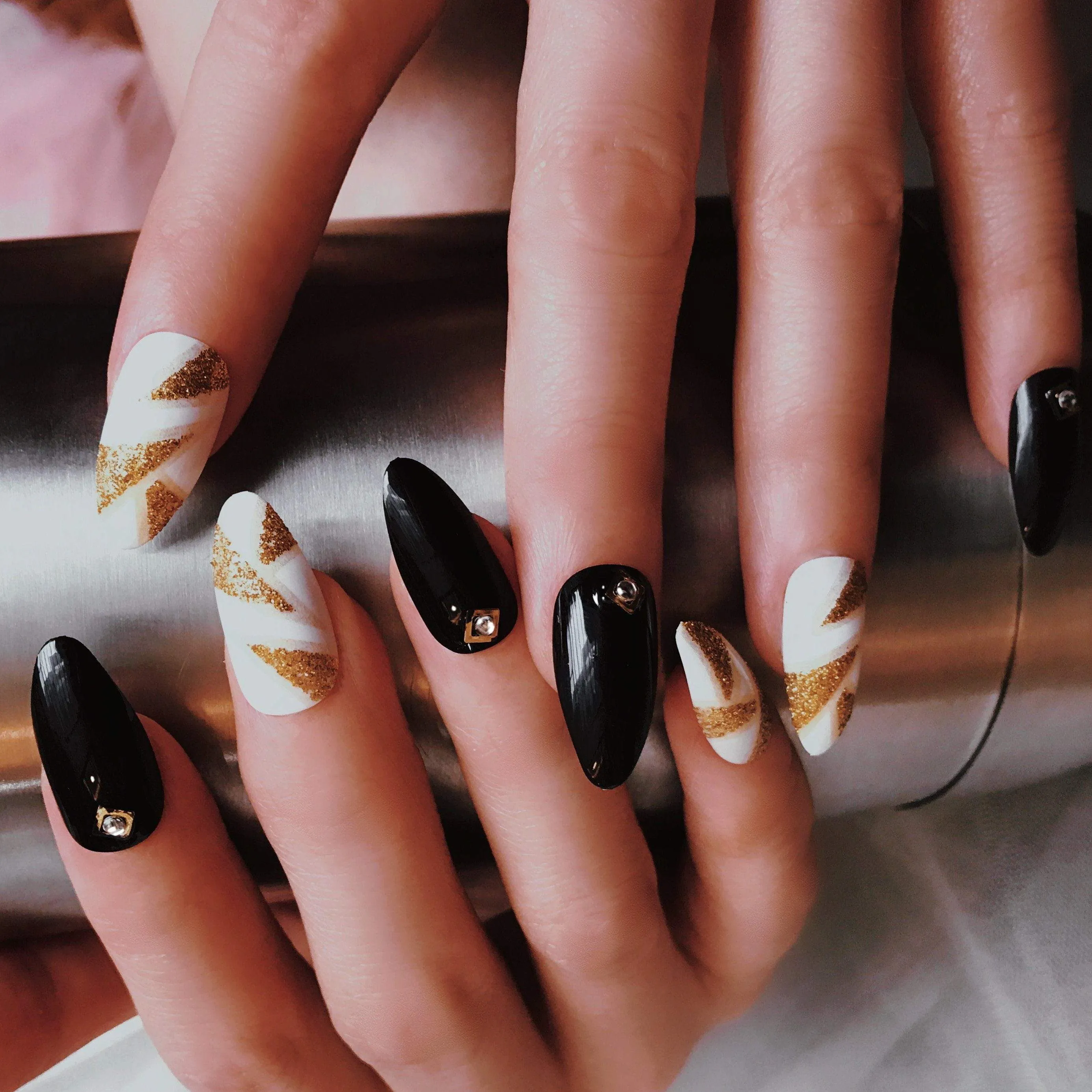 Stiletto Elegante