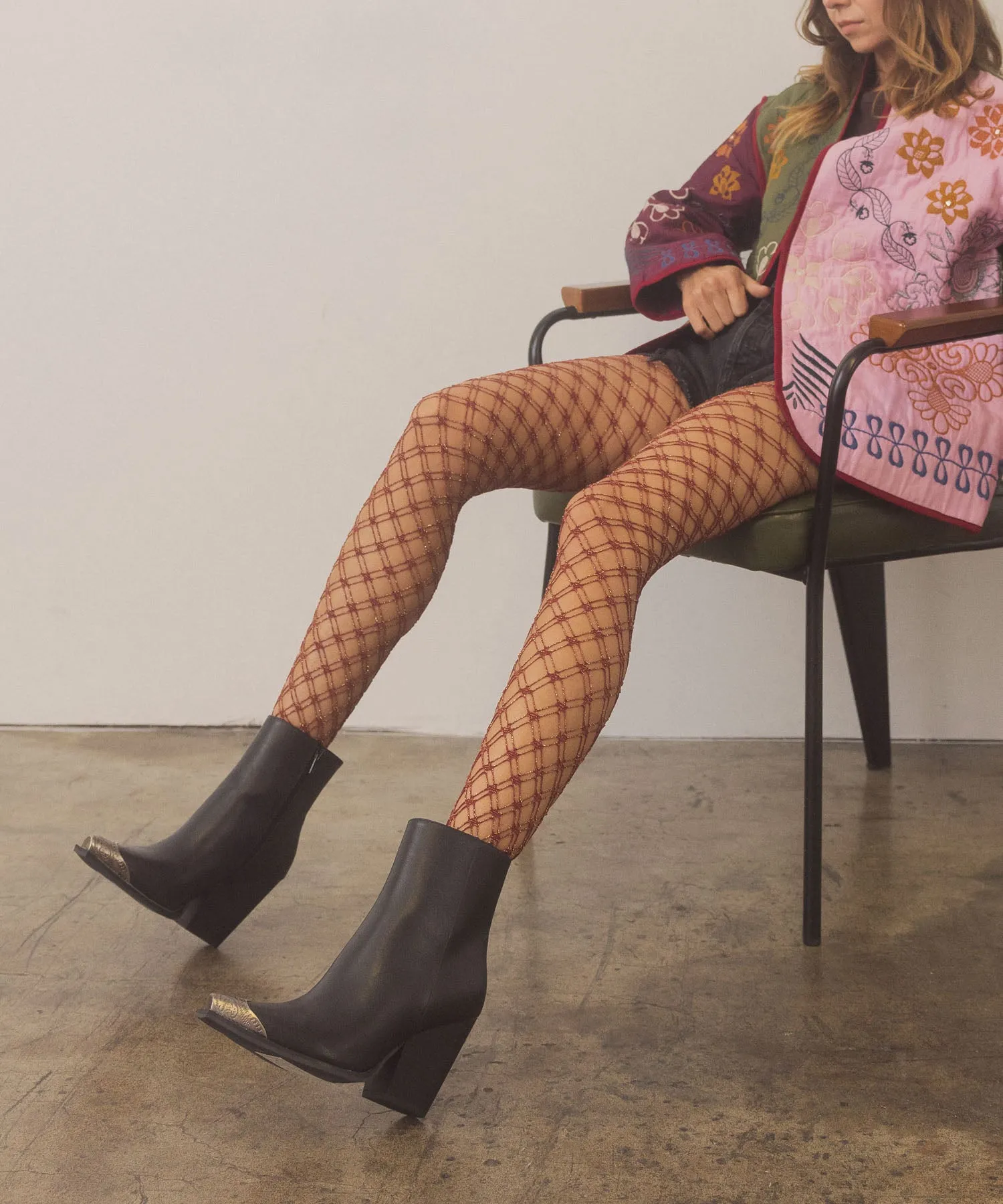 The Zion | Black Elegant bootie with etched metal toe