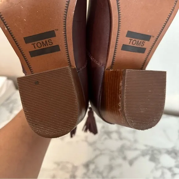 TOMS Women's Leila Bootie Oxblood Full Grain Leather Boot Size 7.5W