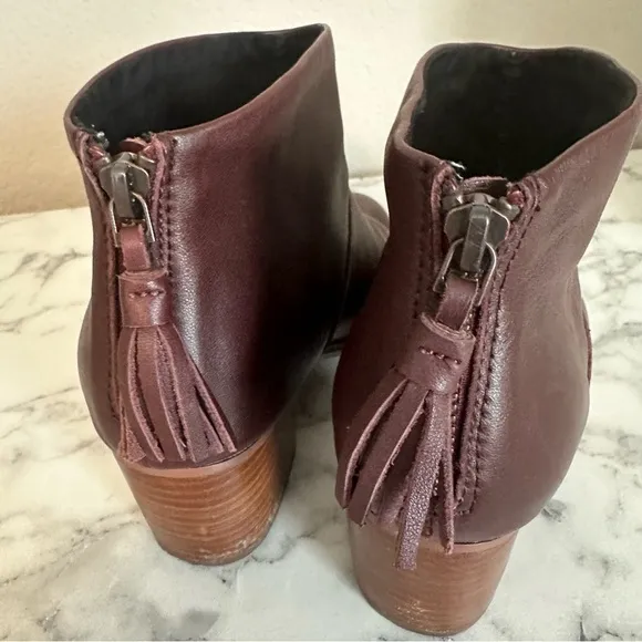 TOMS Women's Leila Bootie Oxblood Full Grain Leather Boot Size 7.5W