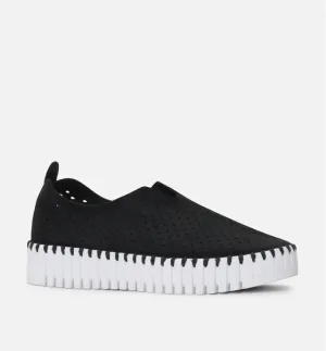 Tulip 3373 Slip on Platform In Black