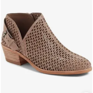VINCE CAMUTO Phandra Womens Bootie
