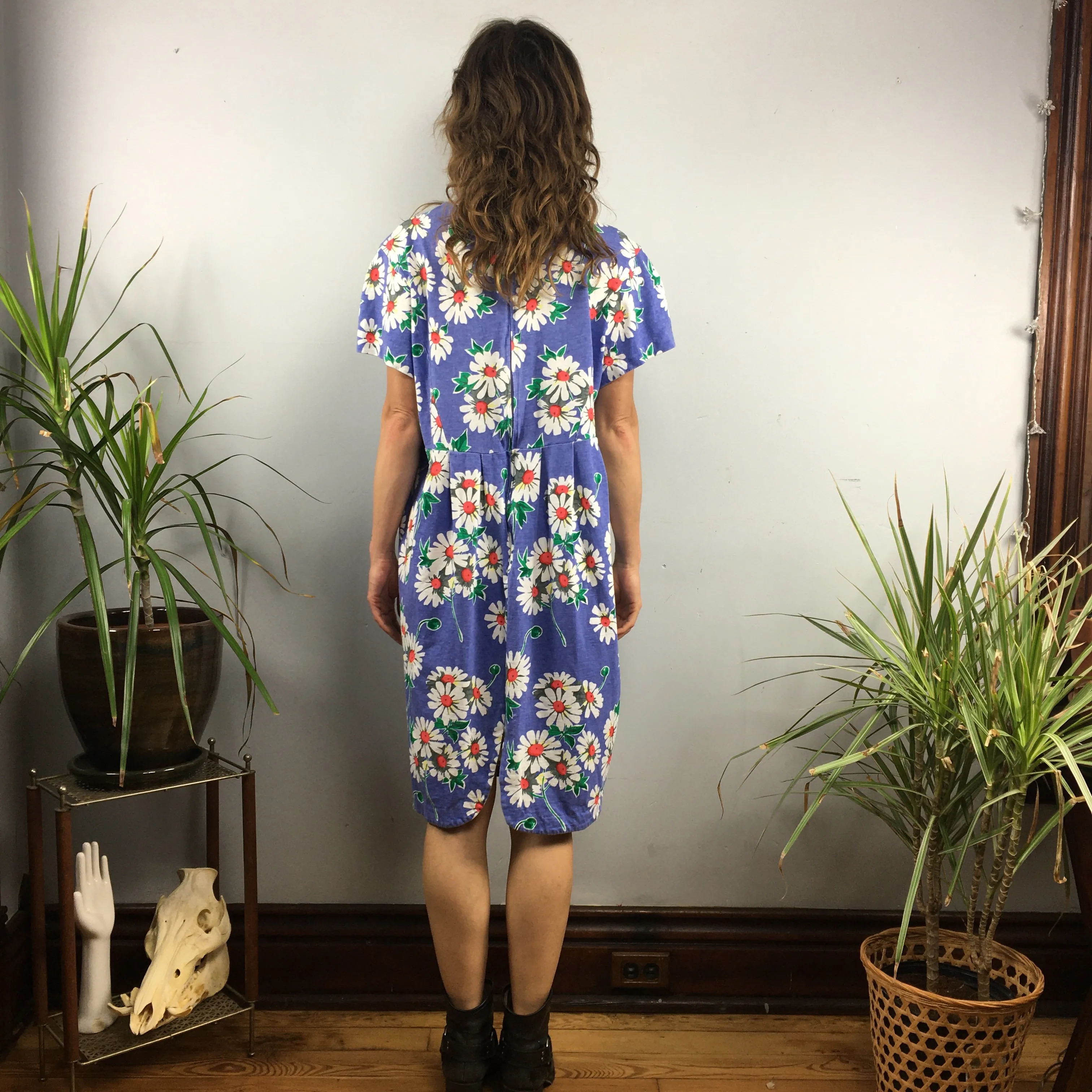 Vintage 80s 90s Daisy floral Print Knee length Baby Doll dress