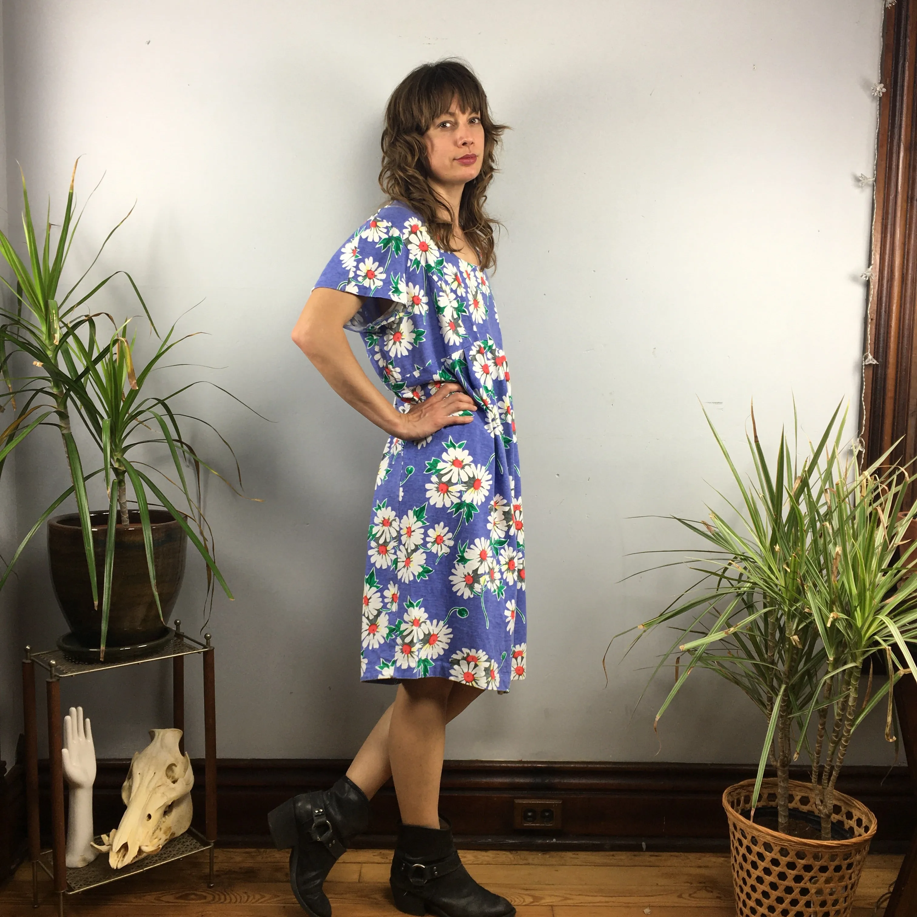 Vintage 80s 90s Daisy floral Print Knee length Baby Doll dress