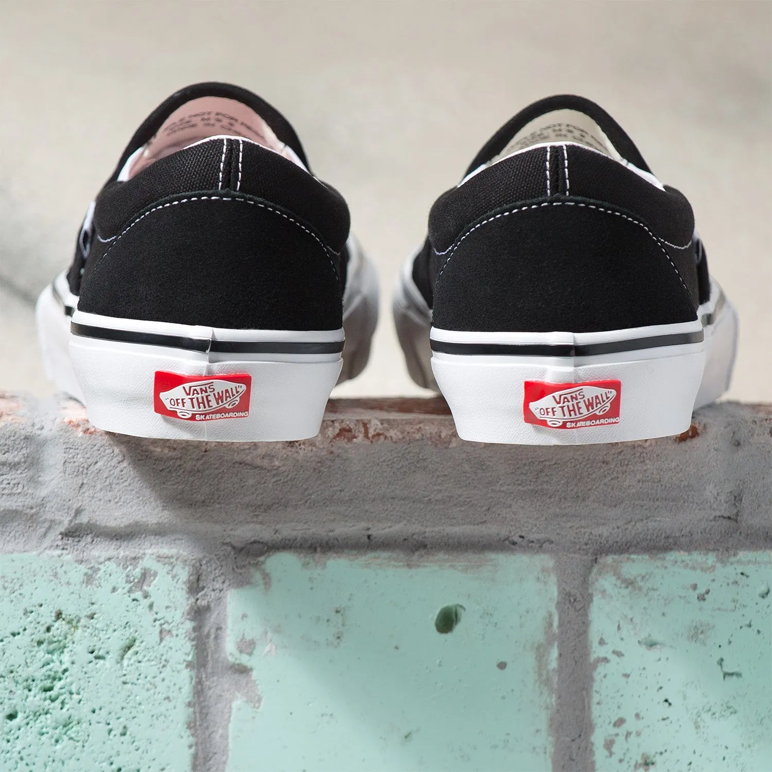 Zapatilla Skate Slip-On Black/White