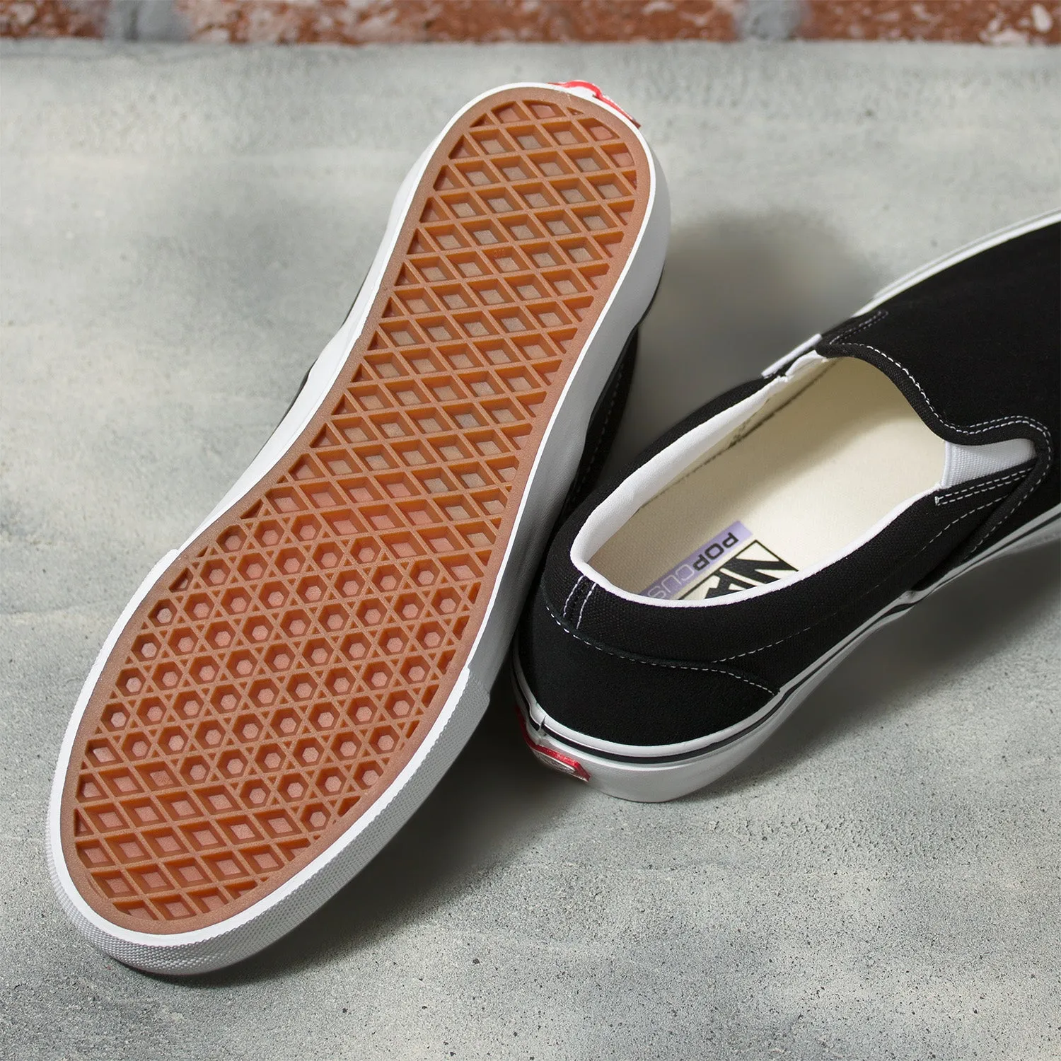 Zapatilla Skate Slip-On Black/White